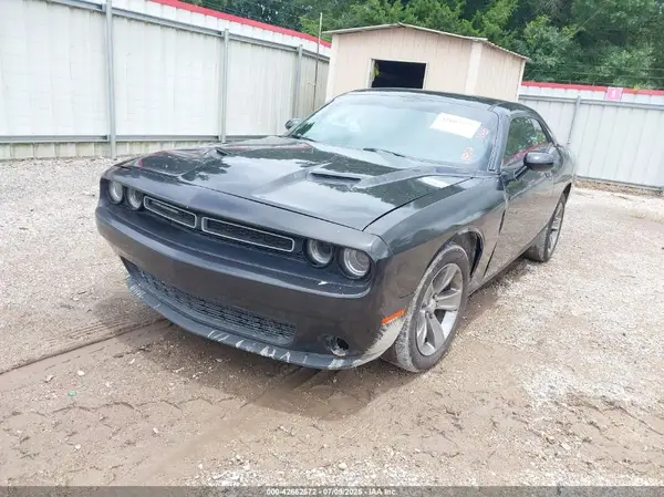 2C3CDZAG3HH639664 2017 DODGE CHALLENGER - Image 2