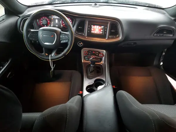 2C3CDZAG3HH640667 2017 DODGE CHALLENGER - Image 8
