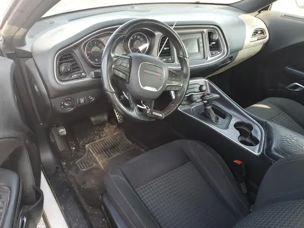 2C3CDZAG3HH640829 2017 DODGE CHALLENGER - Image 8