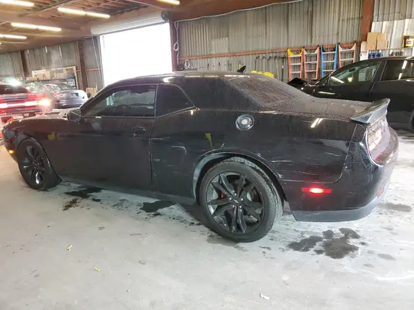 2C3CDZAG3JH128543 2018 DODGE CHALLENGER - Image 2