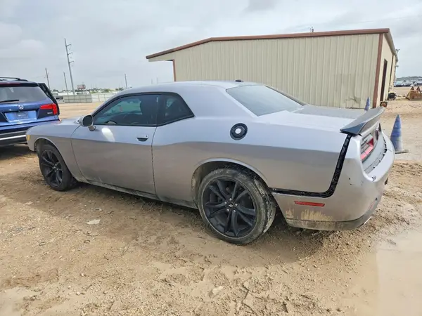 2C3CDZAG3JH165981 2018 DODGE CHALLENGER - Image 2