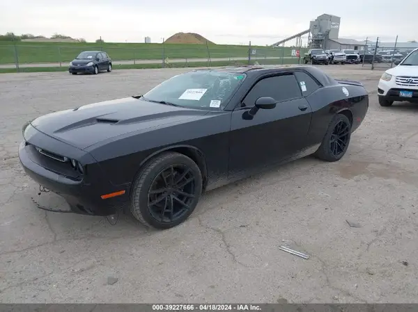 2C3CDZAG3JH199175 2018 DODGE CHALLENGER - Image 2