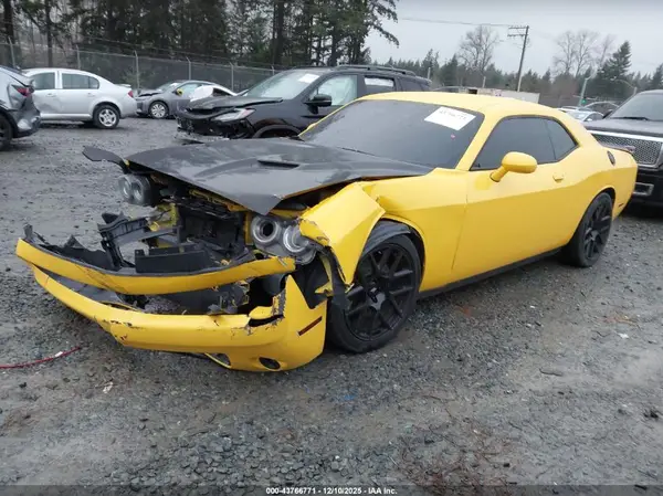 2C3CDZAG3JH199516 2018 DODGE CHALLENGER - Image 2