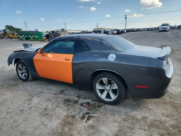 2C3CDZAG3JH202205 2018 DODGE CHALLENGER - Image 2