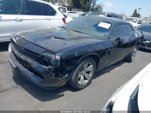 2C3CDZAG3JH219165 2018 DODGE CHALLENGER - Image 2