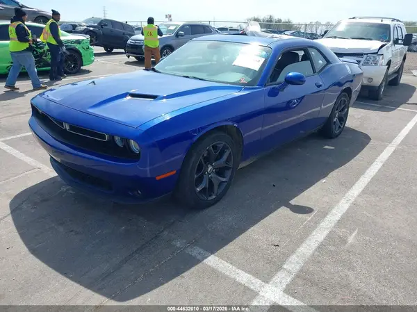 2C3CDZAG3JH229470 2018 DODGE CHALLENGER - Image 2