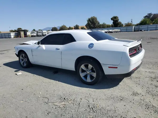 2C3CDZAG3JH237651 2018 DODGE CHALLENGER - Image 2