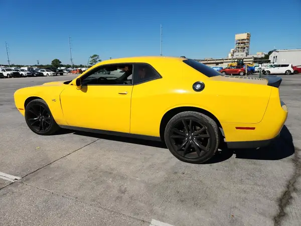 2C3CDZAG3JH245216 2018 DODGE CHALLENGER - Image 2
