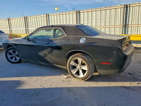 2C3CDZAG3JH245281 2018 DODGE CHALLENGER - Image 2