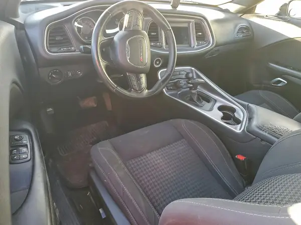 2C3CDZAG3JH245281 2018 DODGE CHALLENGER - Image 8
