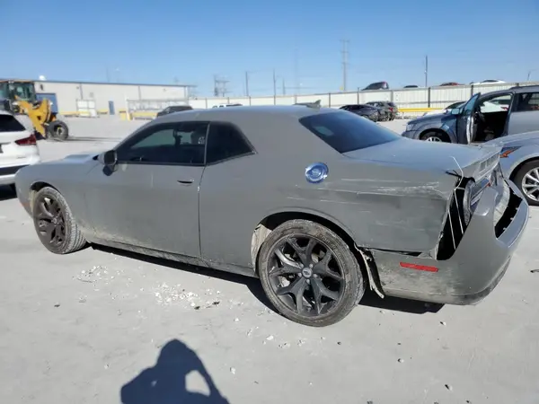 2C3CDZAG3JH255129 2018 DODGE CHALLENGER - Image 2