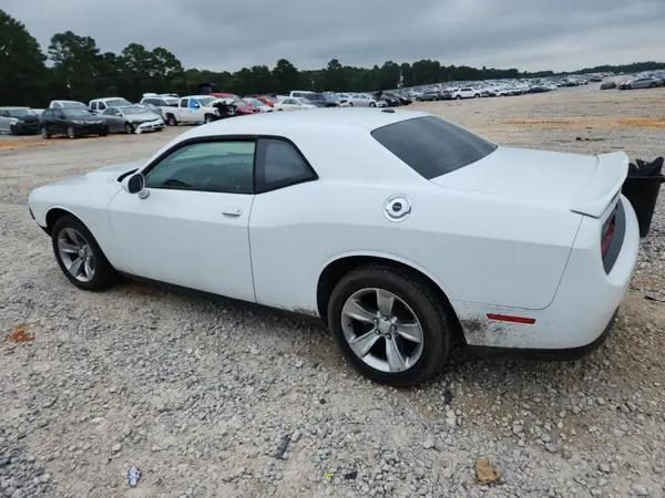 2C3CDZAG3JH270181 2018 DODGE CHALLENGER - Image 2