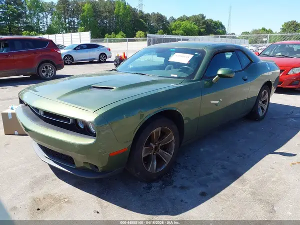 2C3CDZAG3JH271394 2018 DODGE CHALLENGER - Image 2