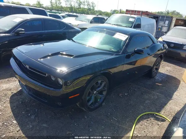 2C3CDZAG3JH286848 2018 DODGE CHALLENGER - Image 2