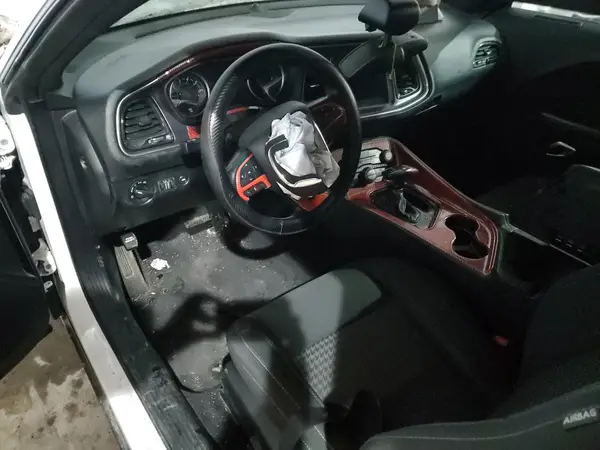 2C3CDZAG3JH294688 2018 DODGE CHALLENGER - Image 8