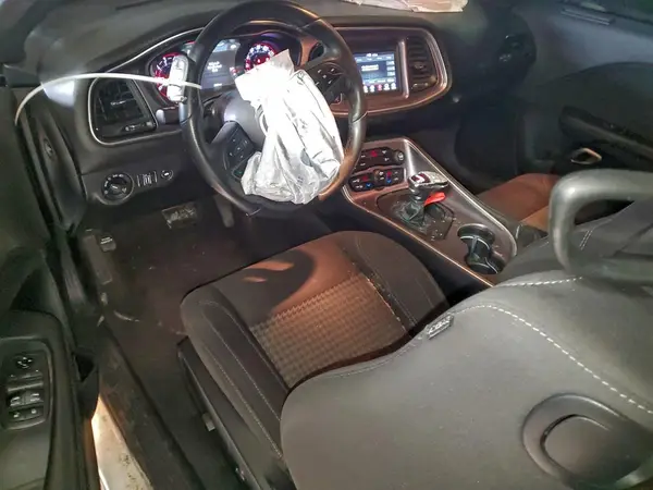 2C3CDZAG3JH305396 2018 DODGE CHALLENGER - Image 8