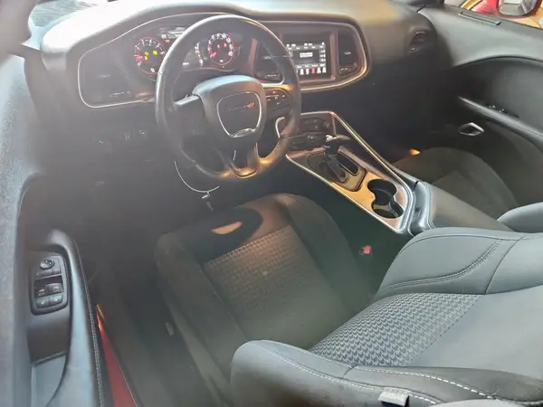 2C3CDZAG3JH310422 2018 DODGE CHALLENGER - Image 8