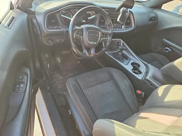 2C3CDZAG3KH504109 2019 DODGE CHALLENGER - Image 8