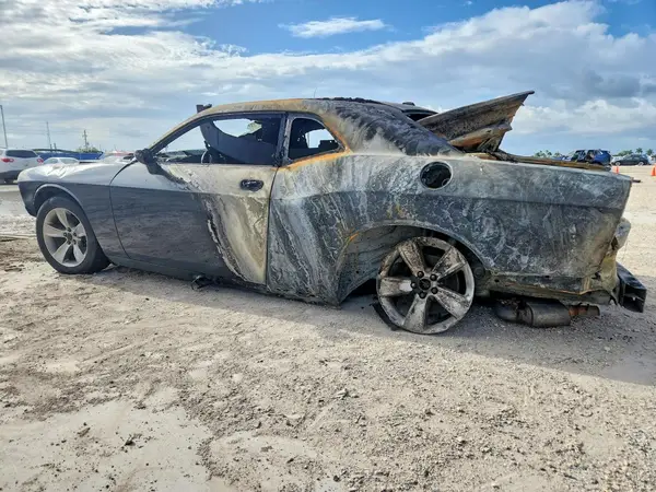 2C3CDZAG3KH531794 2019 DODGE CHALLENGER - Image 2