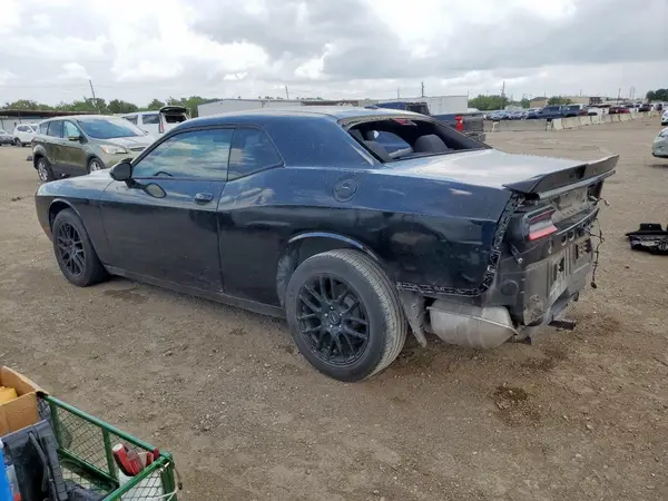 2C3CDZAG3KH586973 2019 DODGE CHALLENGER - Image 2