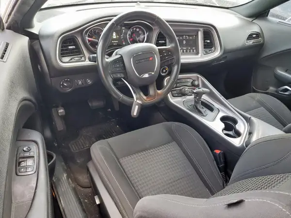 2C3CDZAG3KH586973 2019 DODGE CHALLENGER - Image 8