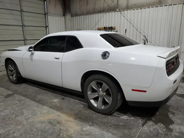 2C3CDZAG3KH593776 2019 DODGE CHALLENGER - Image 2