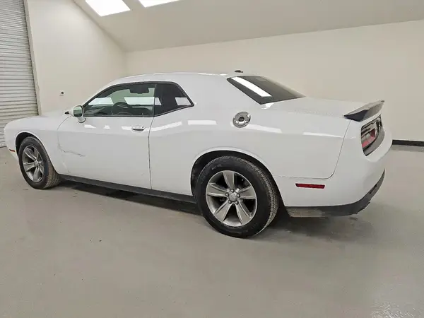 2C3CDZAG3KH629689 2019 DODGE CHALLENGER - Image 2