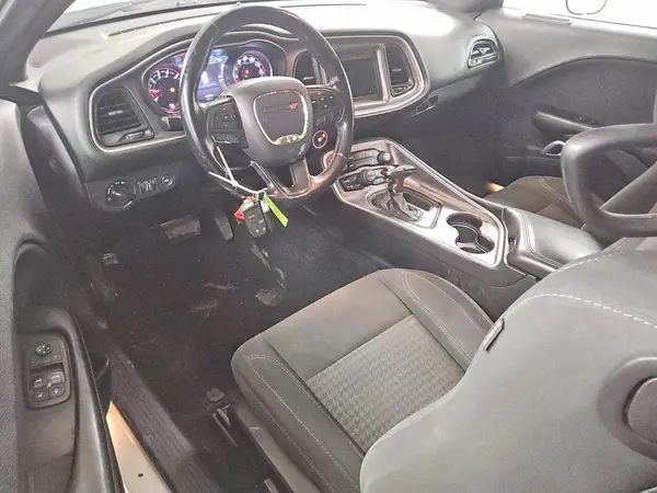 2C3CDZAG3KH629689 2019 DODGE CHALLENGER - Image 8