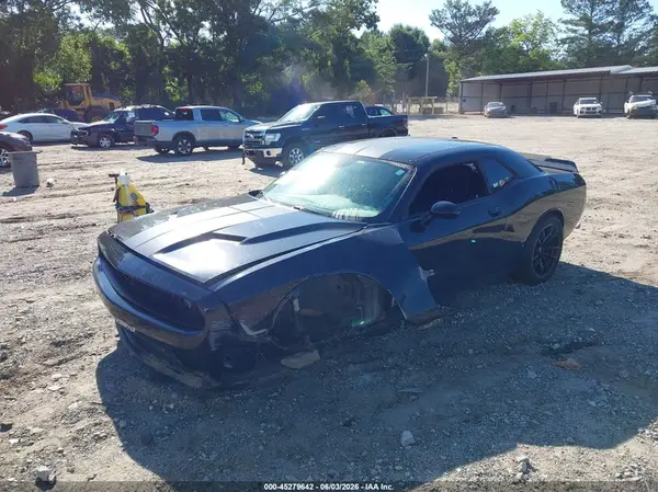 2C3CDZAG3KH665737 2019 DODGE CHALLENGER - Image 2