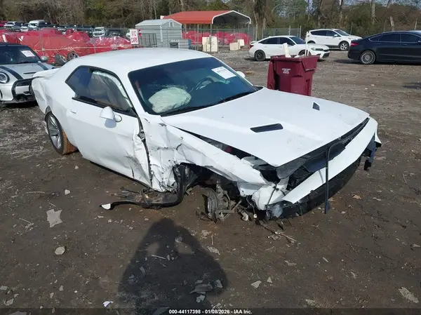 2C3CDZAG3KH672235 2019 DODGE CHALLENGER - Image 1