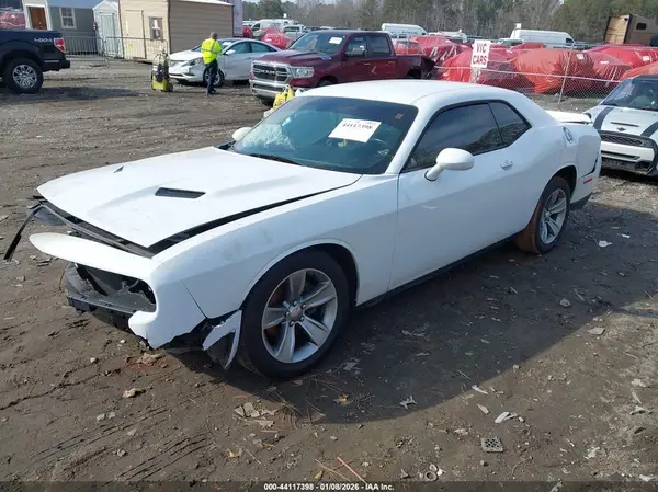 2C3CDZAG3KH672235 2019 DODGE CHALLENGER - Image 2