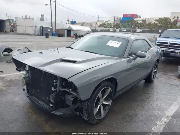 2C3CDZAG3KH674079 2019 DODGE CHALLENGER - Image 2
