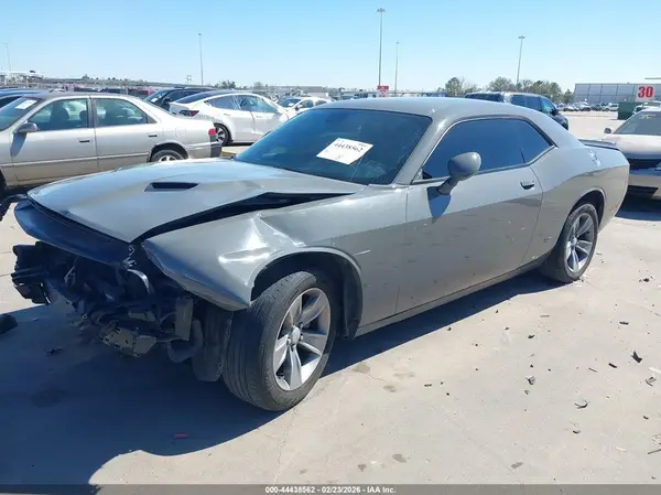 2C3CDZAG3KH691268 2019 DODGE CHALLENGER - Image 2