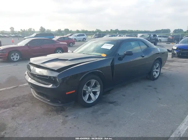 2C3CDZAG3KH694168 2019 DODGE CHALLENGER - Image 2