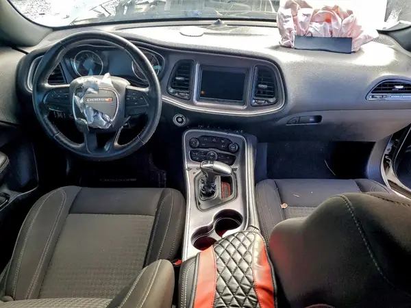 2C3CDZAG3KH711955 2019 DODGE CHALLENGER - Image 8