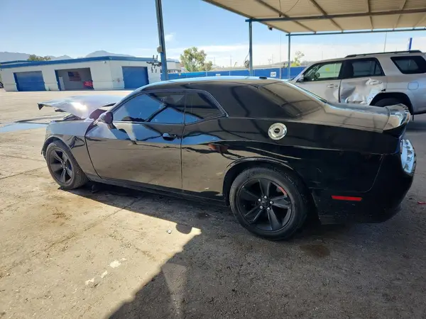 2C3CDZAG3KH733910 2019 DODGE CHALLENGER - Image 2