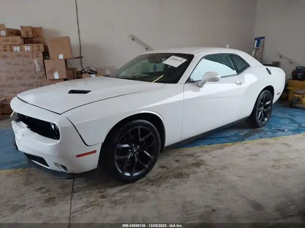 2C3CDZAG3LH149279 2020 DODGE CHALLENGER - Image 2