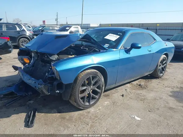 2C3CDZAG3LH173856 2020 DODGE CHALLENGER - Image 2