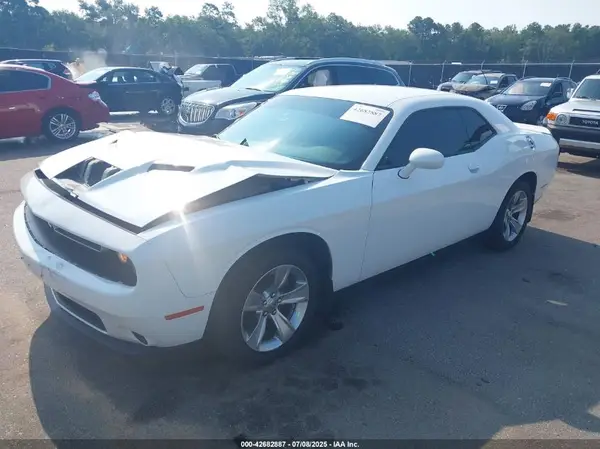 2C3CDZAG3MH542538 2021 DODGE CHALLENGER - Image 2