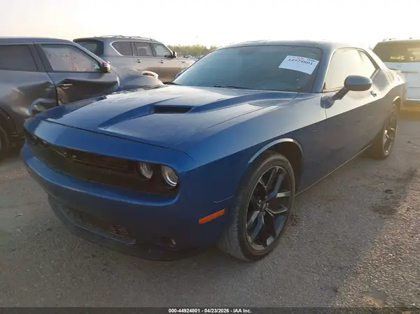 2C3CDZAG3MH572607 2021 DODGE CHALLENGER - Image 2