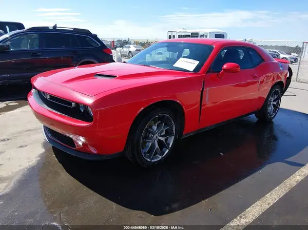 2C3CDZAG3NH237932 2022 DODGE CHALLENGER - Image 2