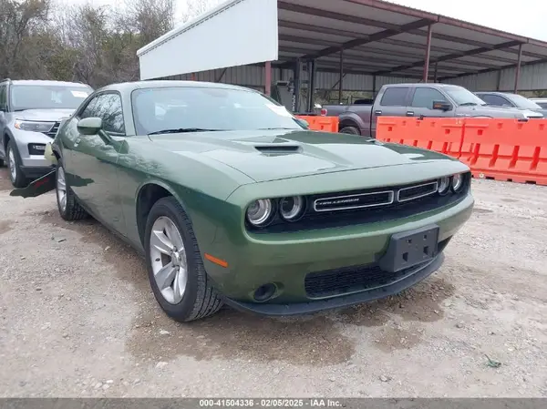 2C3CDZAG3PH586463 2023 DODGE CHALLENGER - Image 1