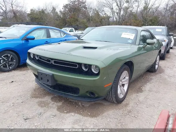 2C3CDZAG3PH586463 2023 DODGE CHALLENGER - Image 2