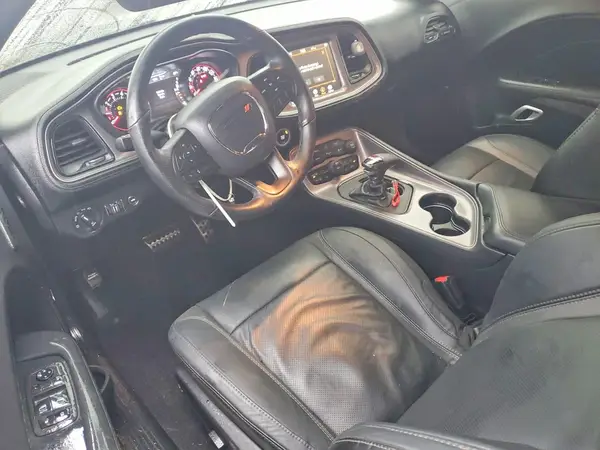 2C3CDZAG3PH645205 2023 DODGE CHALLENGER - Image 8