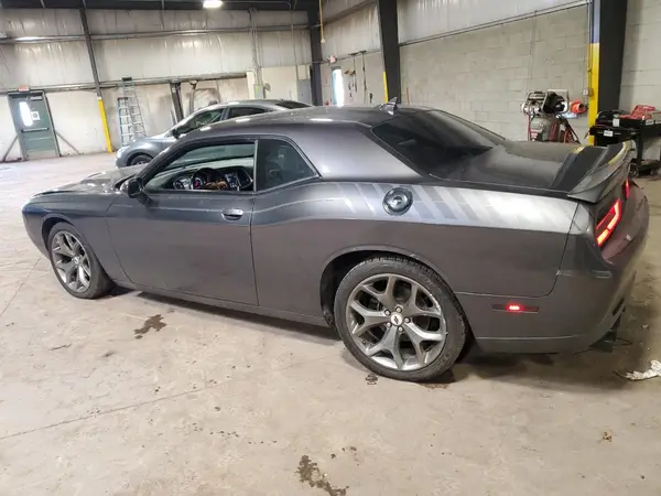 2C3CDZAG4GH107998 2016 DODGE CHALLENGER - Image 2