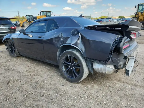 2C3CDZAG4GH131430 2016 DODGE CHALLENGER - Image 2