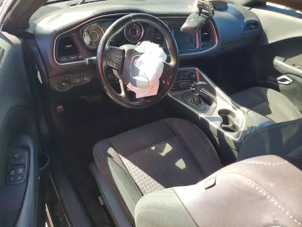 2C3CDZAG4GH137390 2016 DODGE CHALLENGER - Image 8