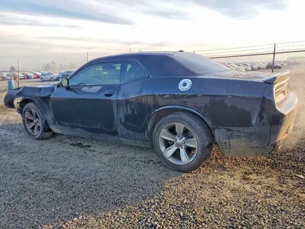2C3CDZAG4GH137616 2016 DODGE CHALLENGER - Image 2