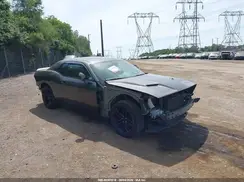 2C3CDZAG4GH137793 2016 DODGE CHALLENGER