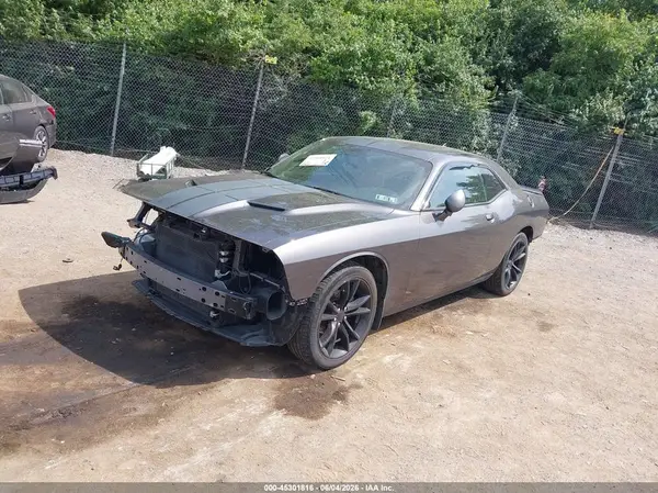 2C3CDZAG4GH137793 2016 DODGE CHALLENGER - Image 2